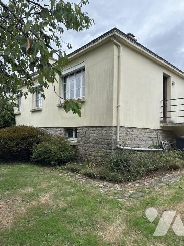 A VENDRE 56 VANNES MAISON TRES BIEN SITUEE A RENOVER