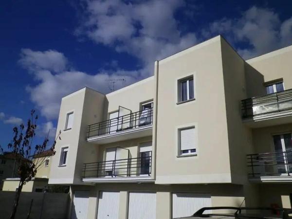 Appartement à louer    2 pièces • 43,30 m2 Vaires-sur-Marne