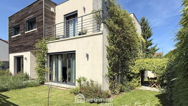 Maison d'architecte 125 m² à Ormesson-sur-Marne 94490