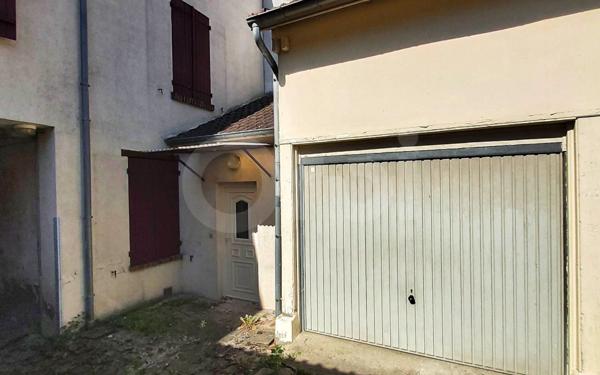 Maison à vendre    6 pièces •  Vaux-sur-Seine
