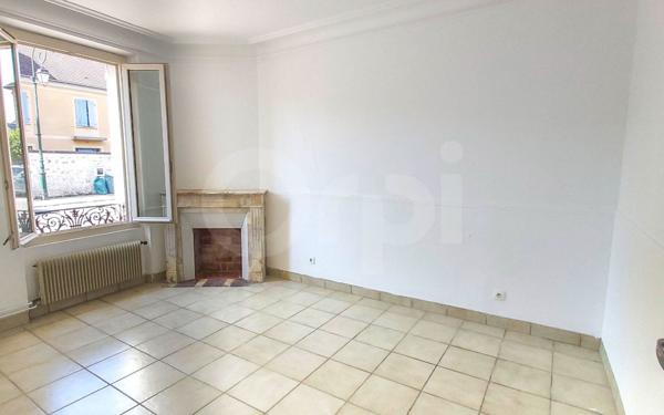 Maison à vendre    6 pièces •  Vaux-sur-Seine