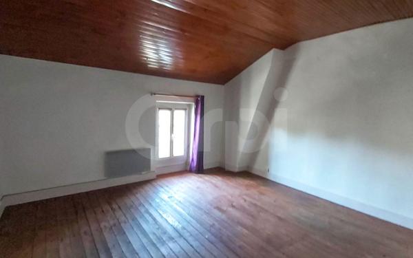 Maison à vendre    6 pièces •  Vaux-sur-Seine