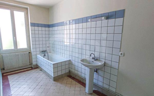 Maison à vendre    6 pièces •  Vaux-sur-Seine