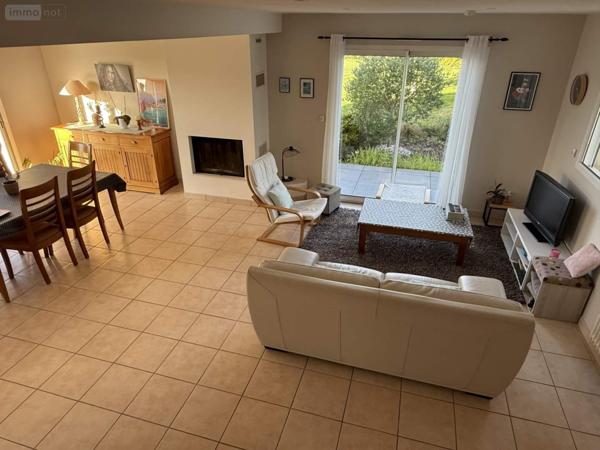 Maison à vendre à Lamballe-Armor dans les Côtes-d'Armor (22400), ref : 025/2608   
PLANGUENOUAL