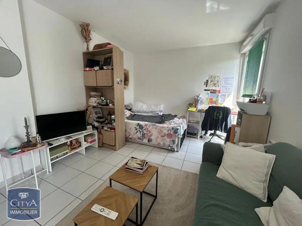 Appartement à louer 1 pièce 28.18m² Tours (37200)