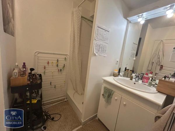 Appartement à louer 1 pièce 28.18m² Tours (37200)