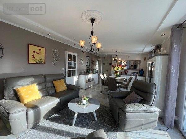 Maison individuelle à vendre à Chambéry en Savoie (73000), ref : 73001-72   
Proche de la ville