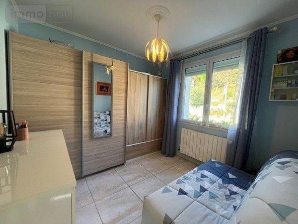 Maison individuelle à vendre à Chambéry en Savoie (73000), ref : 73001-72   
Proche de la ville