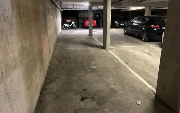 Stationnement à vendre