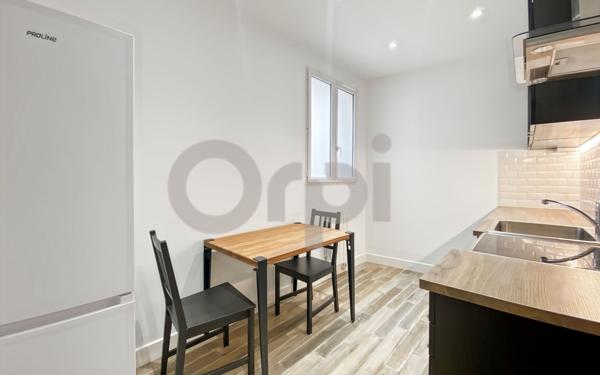 Appartement à louer    2 pièces • 39,98 m2 Paris 20