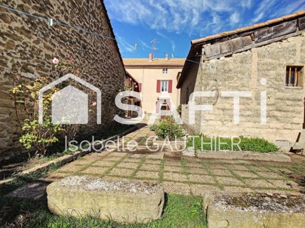 MAISON D'ENV. 250M² - TERRAIN 1100m² - 2 GARAGES EN PIERRE