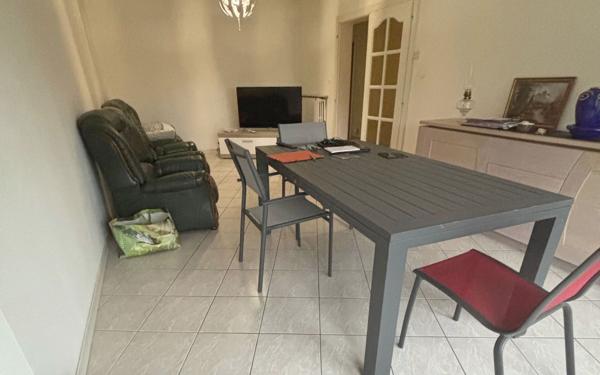 Maison à louer    4 pièces •  Pierrevillers