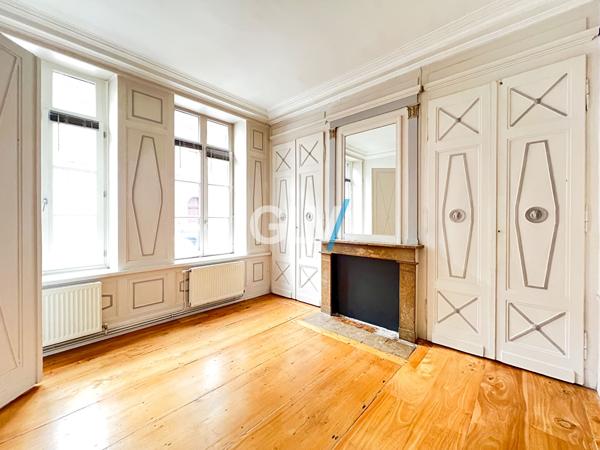 Vieux-Lille - T2 avec cachet - rue Léonard Danel , Lille