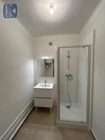 Appartement à louer 1 pièce 39m²