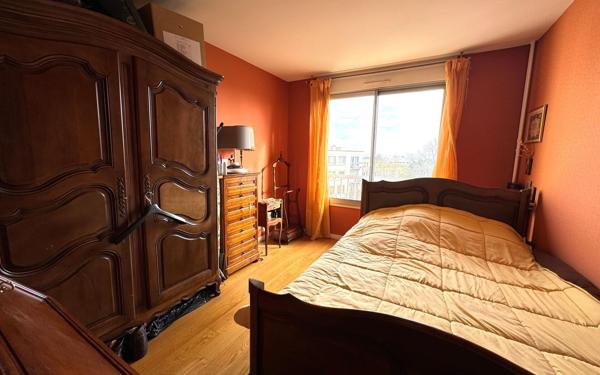 Appartement à vendre    5 pièces • 82,81 m2 Fontenay-aux-Roses