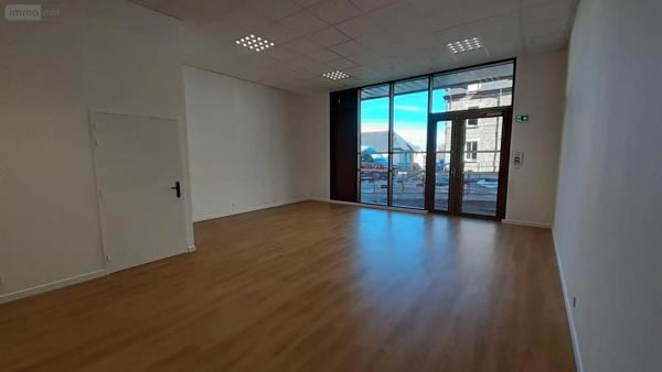 Location - Fonds et/ou murs commerciaux Vitré 35500 63 m 2