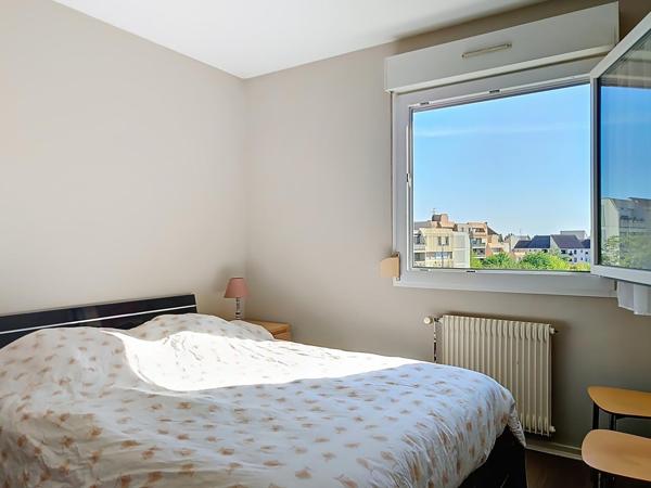 T4 Fontaine-Lès-Dijon - deux balcons - une place de parking