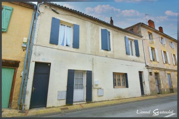 Immeuble à vendre SAINTE FOY LA GRANDE (33) Deux appartements ou une maison familiale