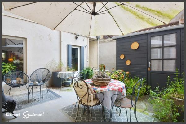 Immeuble à vendre SAINTE FOY LA GRANDE (33) Deux appartements ou une maison familiale