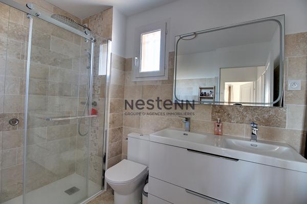 Maison individuelle de 2003 T4 de 80 m² avec garage