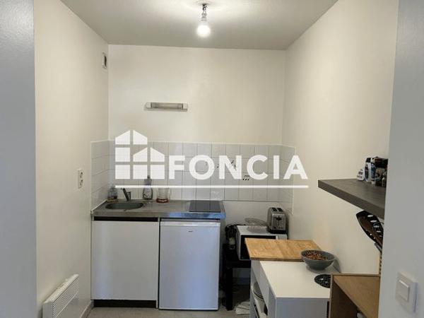 Location Appartement 2 pièces 33.99 m² - 76-78 RUE DE MONTBERNAGE Poitiers 86000