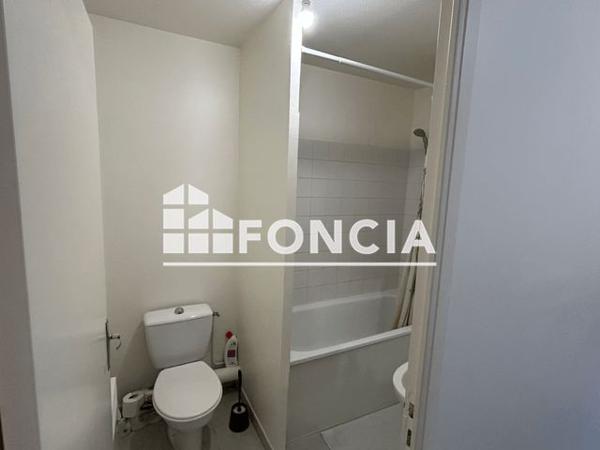 Location Appartement 2 pièces 33.99 m² - 76-78 RUE DE MONTBERNAGE Poitiers 86000