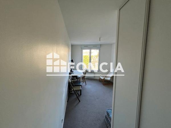 Location Appartement 2 pièces 33.99 m² - 76-78 RUE DE MONTBERNAGE Poitiers 86000