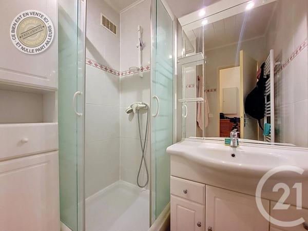 Appartement T2 à vendre  2 pièces - 33,60 m 2   LE BARCARES  - 66