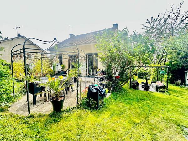 Coup de coeur en lisière de forêt à Montlignon Maison 5 pièces