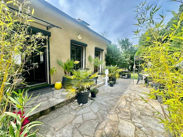 Coup de coeur en lisière de forêt à Montlignon Maison 5 pièces