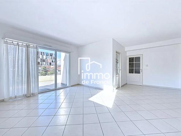 Appartement à vendre à Prévessin-Moëns (01280)