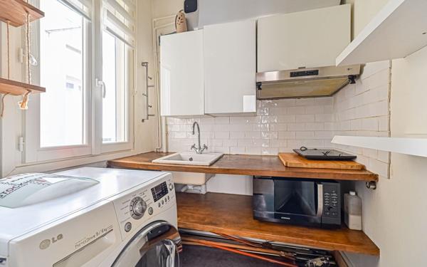 Appartement à louer    2 pièces • 28 m2 Paris 17