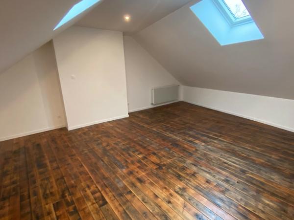 Arras (62000) MAISON DE VILLE - 3 CHAMBRES - TERRASSE ET JARDIN - ARRAS