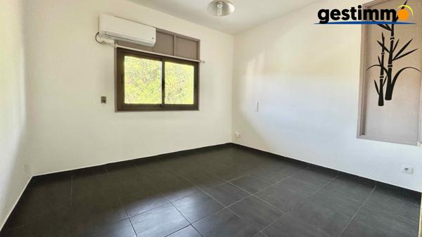 APPARTEMENT T2 - RESIDENCE SECURISEE AVEC PISCINE A CAYENNE