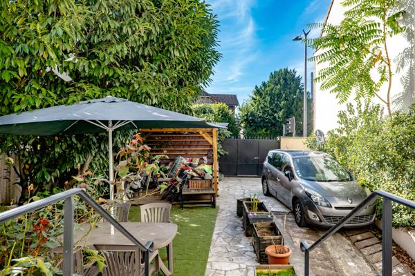 Maison familiale non mitoyenne – 125 m² – 6 pièces – 4 chambres – Centre-ville de Houilles
