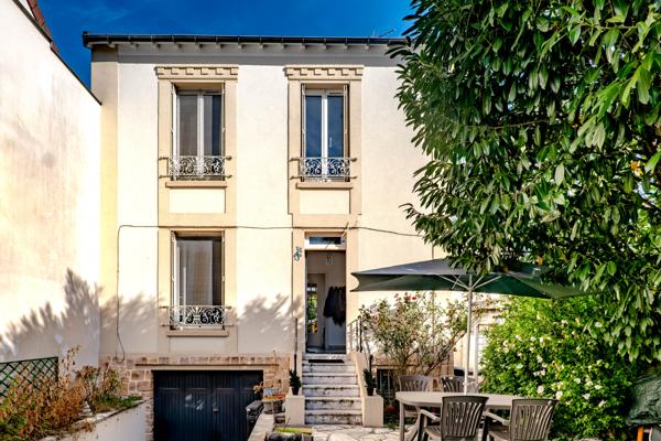 Maison familiale non mitoyenne – 125 m² – 6 pièces – 4 chambres – Centre-ville de Houilles