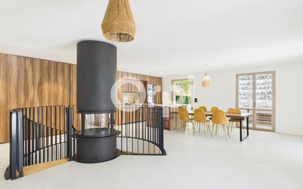 Maison à vendre    4 pièces • 147 m2 Mandelieu-la-Napoule