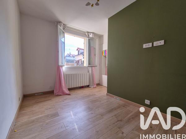 Appartement à vendre 4 pièces 90,6 m² Bougival