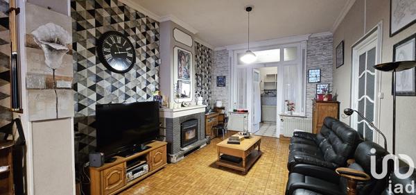 Maison 10 pièces de 337 m² à Auchy-les-Mines (62138)