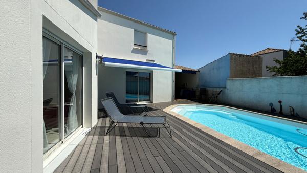 LAGORD MAISON FAMILIALE PISCINE Lagord
