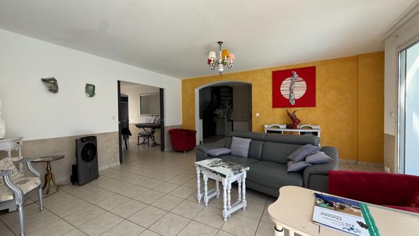 LAGORD MAISON FAMILIALE PISCINE Lagord