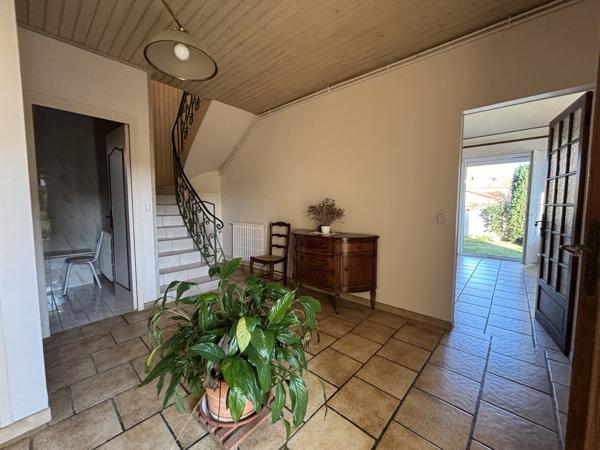 MAISON 5 CHAMBRES GARAGE VUE MER QUARTIER PORT NORD