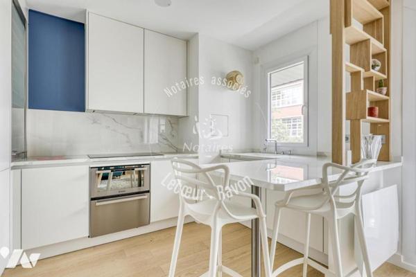 Magnifique appartement 2 pièces rénové avec balcon