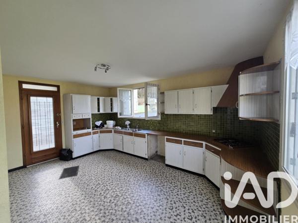 Maison à vendre 6 pièces 135 m² La Chartre-sur-le-Loir