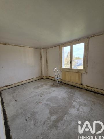 Maison à vendre 6 pièces 135 m² La Chartre-sur-le-Loir