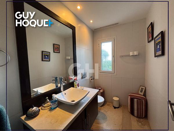 À vendre - Villa lumineuse en résidence sécurisée à Dar Bouazza