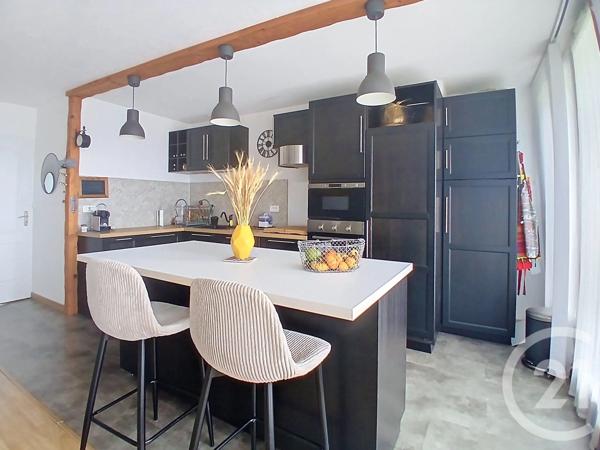 Appartement F4 à vendre  4 pièces - 70 m 2   MERIGNAC  - 33