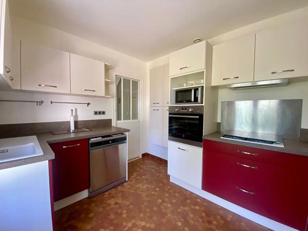 Maison Checy 6 pièce(s) 4 chambres 100 m2