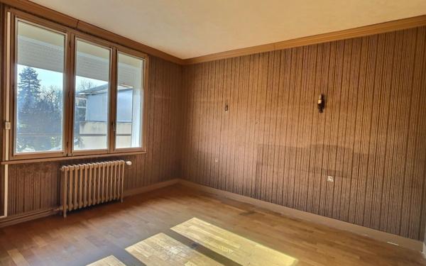 Maison à vendre    3 pièces •  Ballancourt-sur-Essonne