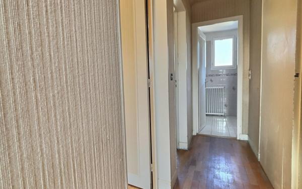 Maison à vendre    3 pièces •  Ballancourt-sur-Essonne